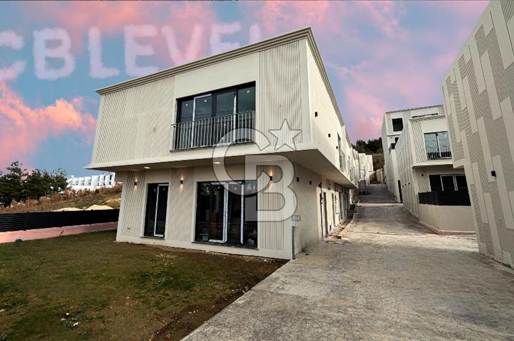 Gümüştepe'de Panoramik Manzaralı Villa