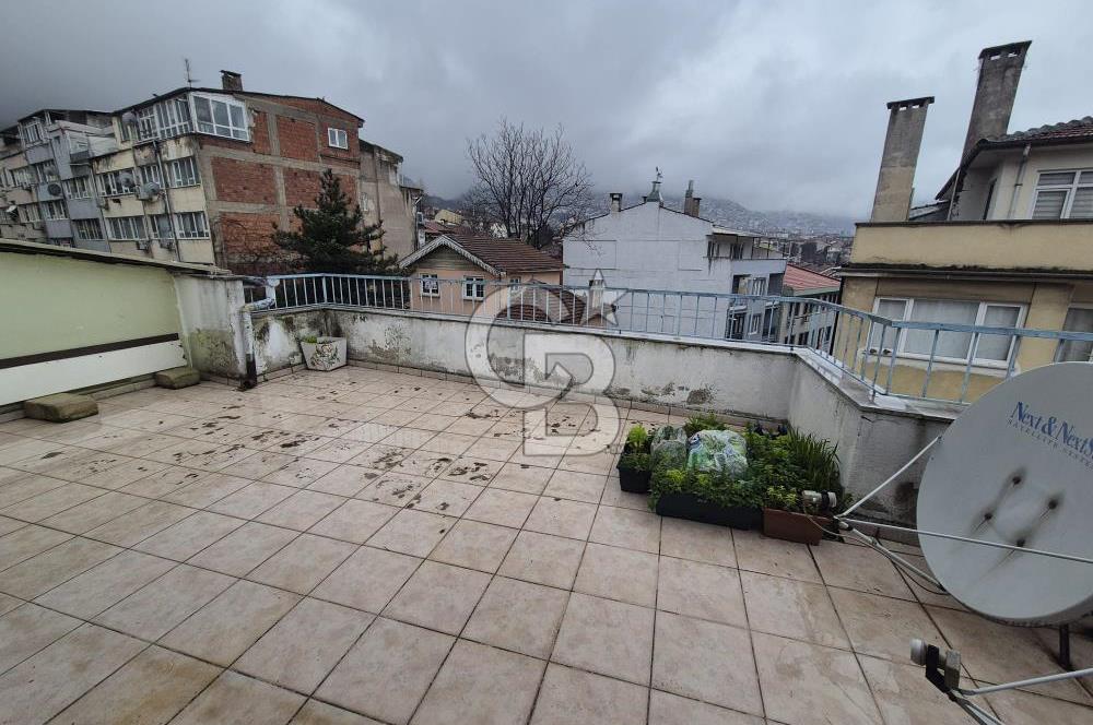 Yeşil'de satılık 4 katlı müstakil ev