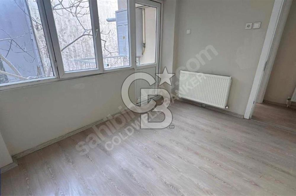 KÜÇÜKYALIDA TADİLATLI DOĞALGAZLI 3+1 DAİRE