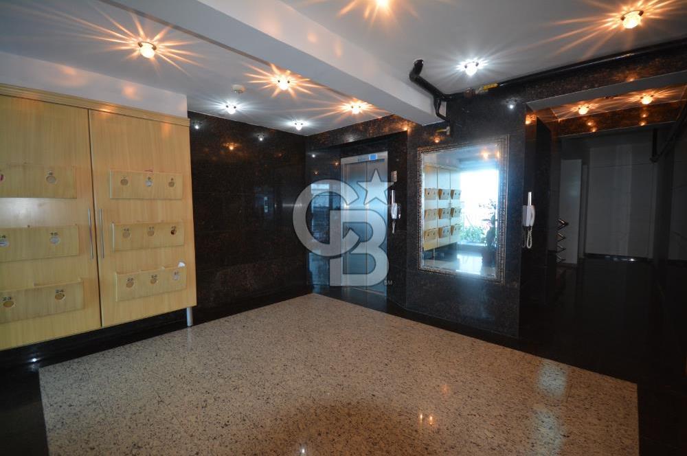 Yeni Girne'de Satılık 120m² 2+1 Tadilatlı Daire