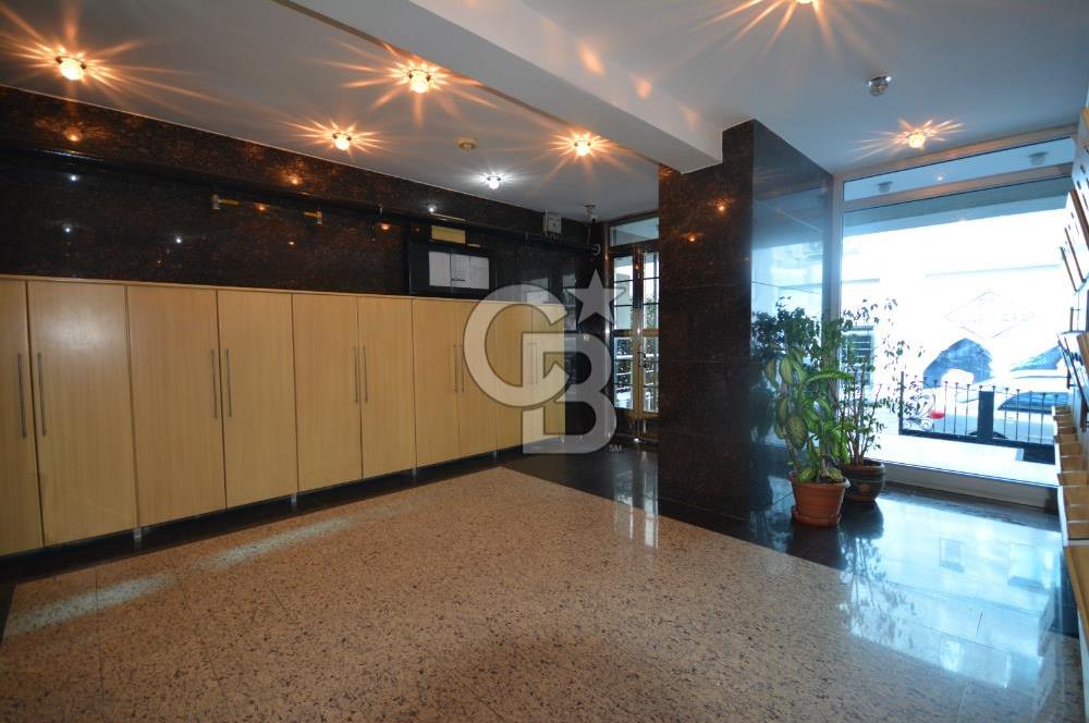 Yeni Girne'de Satılık 120m² 2+1 Tadilatlı Daire