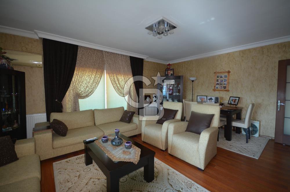 Yeni Girne'de Satılık 120m² 2+1 Tadilatlı Daire