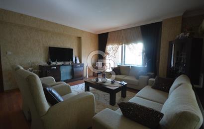 Yeni Girne'de Satılık 120m² 2+1 Tadilatlı Daire