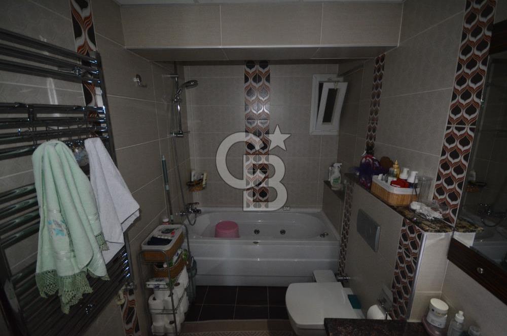 Yeni Girne'de Satılık 120m² 2+1 Tadilatlı Daire