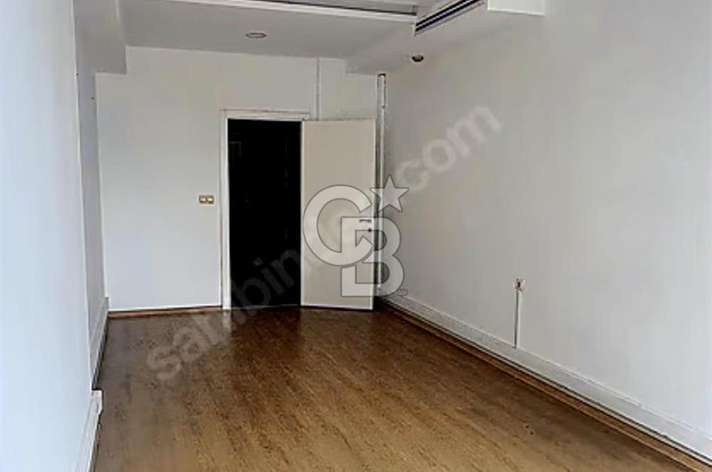 Adliye yakını otoparklı İnce Plaza'da 2+0 Ofis