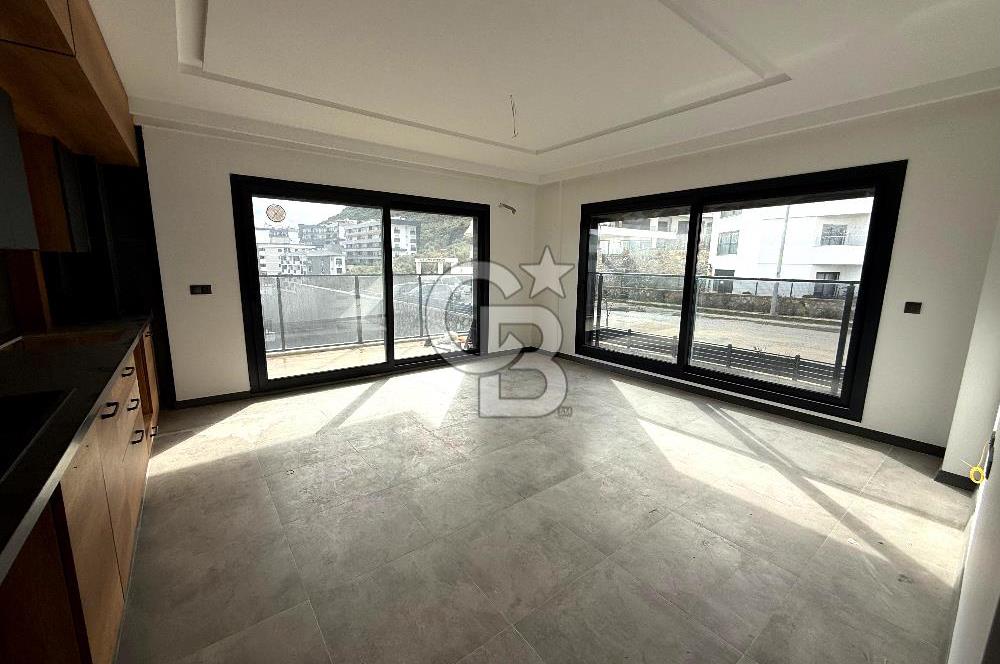 Kuşadası Değirmendere Sierra Vistada Satılık 2+1 Havuzlu Daire