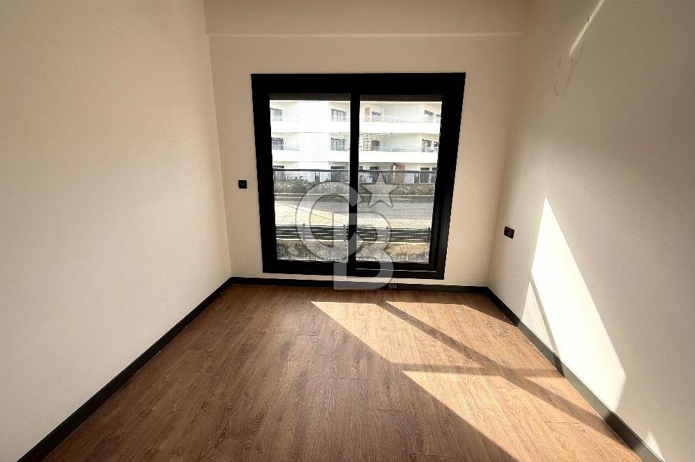 Kuşadası Değirmendere Sierra Vistada Satılık 2+1 Havuzlu Daire