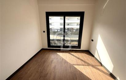 Kuşadası Değirmendere Sierra Vistada Satılık 2+1 Havuzlu Daire