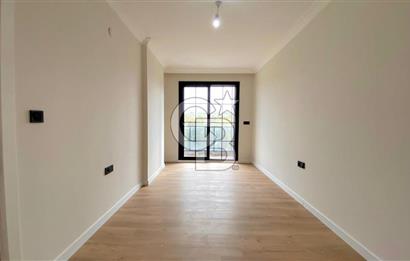 İZMİR CADDESİNDE ANA YOL CEPHELİ, OTOPARKLI PRESTİJLİ DAİRE