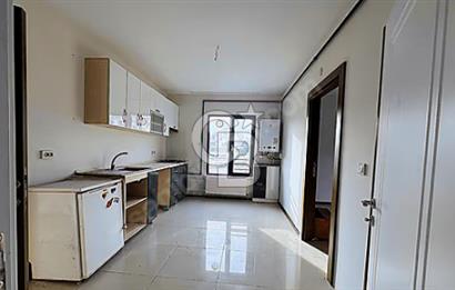 ALACAATLIDA İKİZ BİNA YARISI KOMPLE KİRALIK BİNA