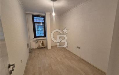ÇANKAYA KUŞKONDU SOKAK GİRİŞ KAT MASRAFSIZ SATILIK 2+1 DAİRE