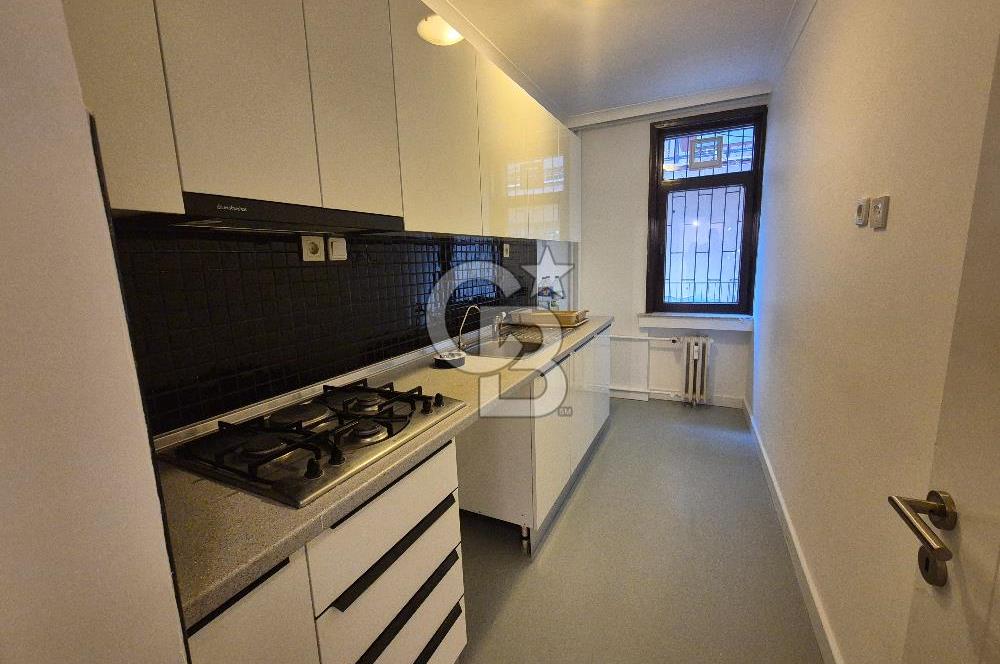 ÇANKAYA KUŞKONDU SOKAK GİRİŞ KAT MASRAFSIZ SATILIK 2+1 DAİRE