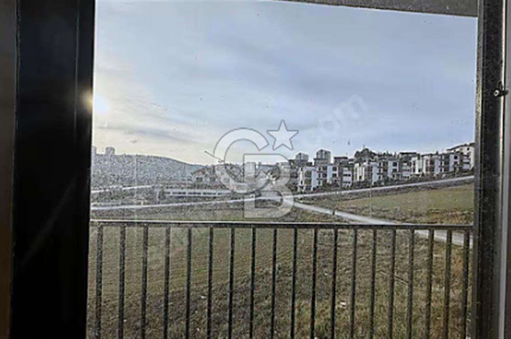 ALACAATLIDA İKİZ BİNA YARISI KOMPLE KİRALIK BİNA