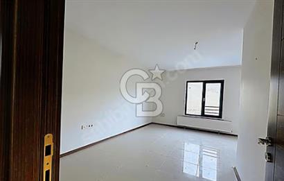 ALACAATLIDA İKİZ BİNA YARISI KOMPLE KİRALIK BİNA