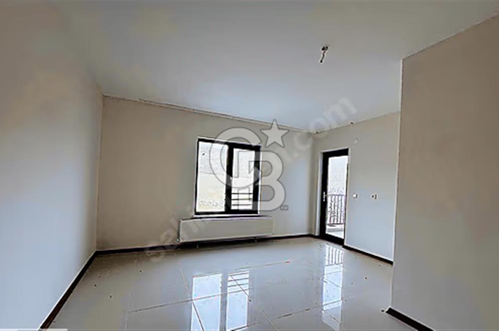 ALACAATLIDA İKİZ BİNA YARISI KOMPLE KİRALIK BİNA