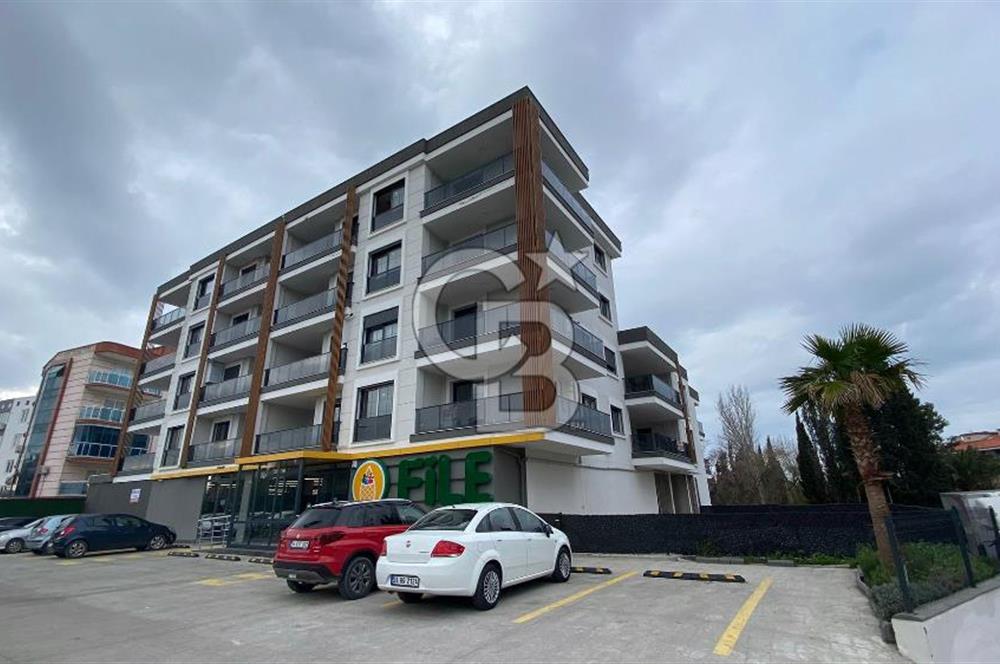 İZMİR CADDESİNDE ANA YOL CEPHELİ, OTOPARKLI PRESTİJLİ DAİRE