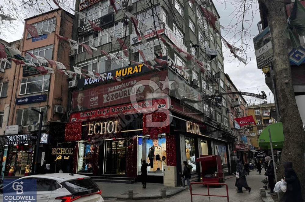 İZMİT MERKEZ'DE KİRALIK KISMİ EŞYALI 2+1 90 M² OFİS/DAİRE