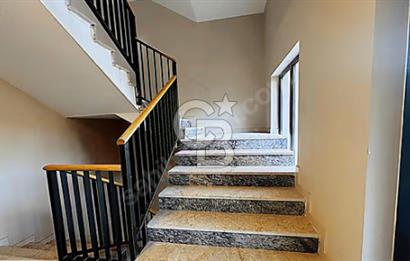 ALACAATLIDA İKİZ BİNA YARISI KOMPLE KİRALIK BİNA