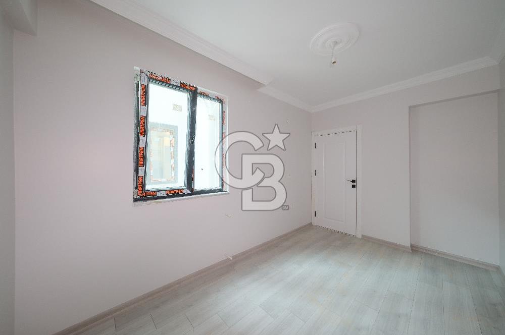 ​Eyüp Merkezde Sıfır Binada Yatırıma Uygun 2+1 Daire