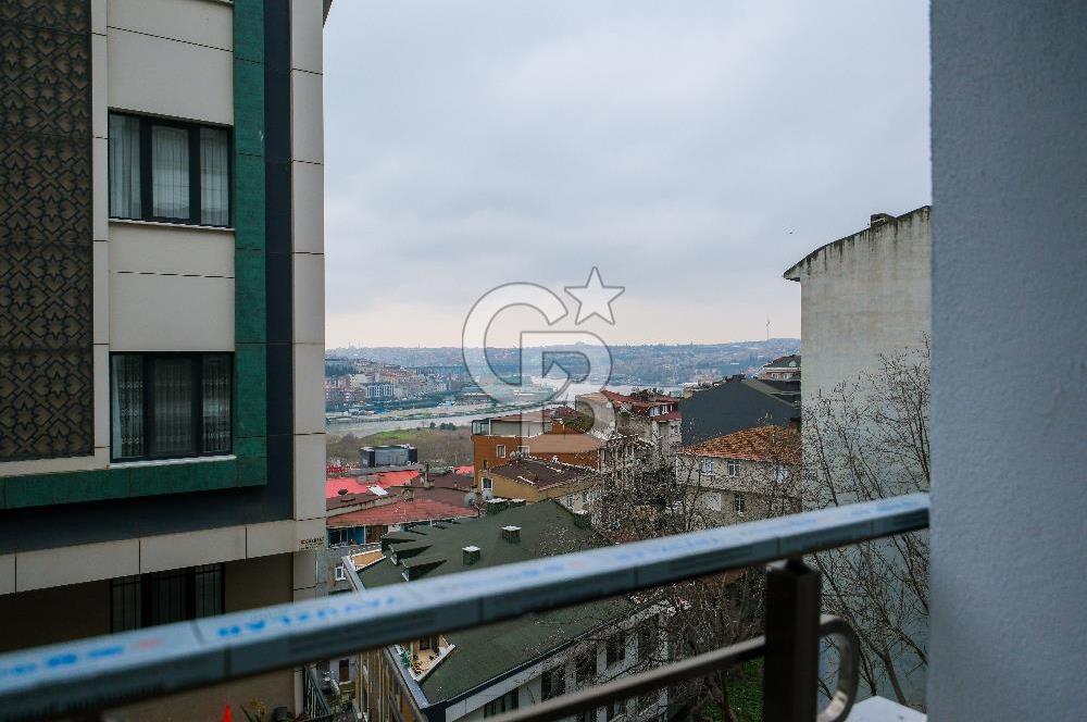 Eyüp Merkez’de Yeni Binada Satılık 2+1 Fırsat Daire