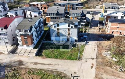 Başiskele Paşadağ'da Satılık Köşe Parsel 400 M2 Arsa