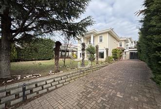 GÜZELŞEHİR SİTESİNDE TADİLATLI KREDİYE UYGUN SATILIK 5+1 VİLLA - 2 - 333893