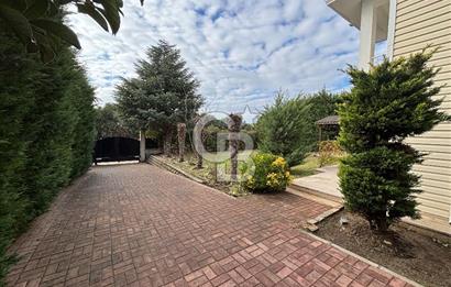 GÜZELŞEHİR SİTESİNDE TADİLATLI KREDİYE UYGUN SATILIK 5+1 VİLLA