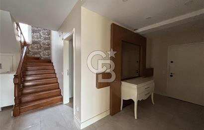 GÜZELŞEHİR SİTESİNDE TADİLATLI KREDİYE UYGUN SATILIK 5+1 VİLLA