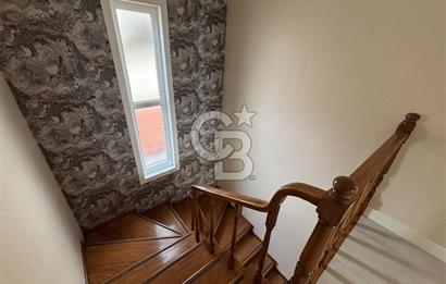 GÜZELŞEHİR SİTESİNDE TADİLATLI KREDİYE UYGUN SATILIK 5+1 VİLLA