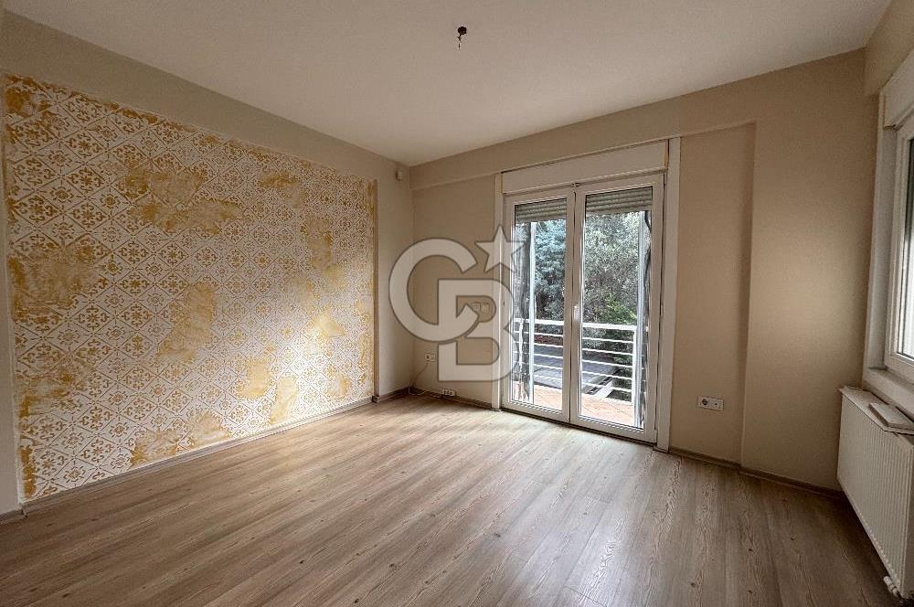 GÜZELŞEHİR SİTESİNDE TADİLATLI KREDİYE UYGUN SATILIK 5+1 VİLLA