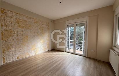 GÜZELŞEHİR SİTESİNDE TADİLATLI KREDİYE UYGUN SATILIK 5+1 VİLLA