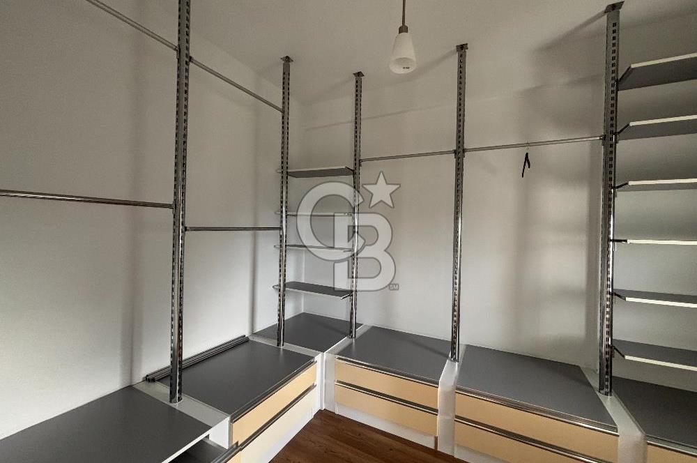 GÜZELŞEHİR SİTESİNDE TADİLATLI KREDİYE UYGUN SATILIK 5+1 VİLLA