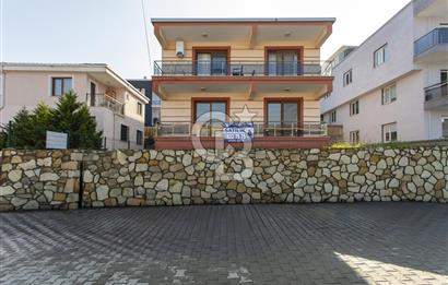 Foça Kazım Dirik Mah. Satılık Bahçe Katı 2+1 Daire