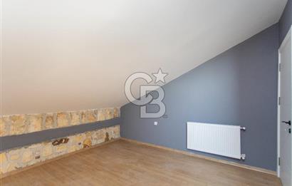 Foça Bağarası Villalar Bölgesinde Satılık Müstakil 5+2 Taş Villa