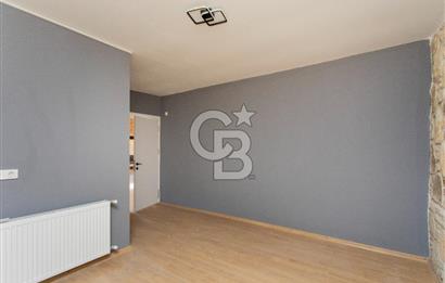 Foça Bağarası Villalar Bölgesinde Satılık Müstakil 5+2 Taş Villa