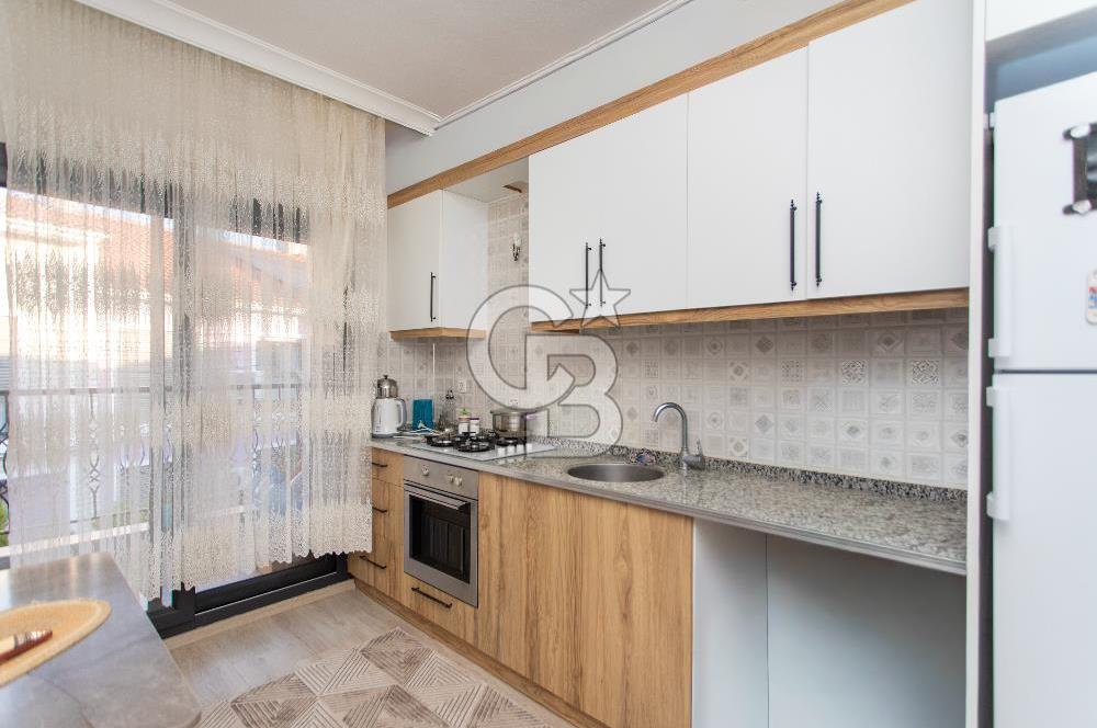 Foça Hacıveli Mah. Satılık 2+1 Kapalı Mutfak Daire