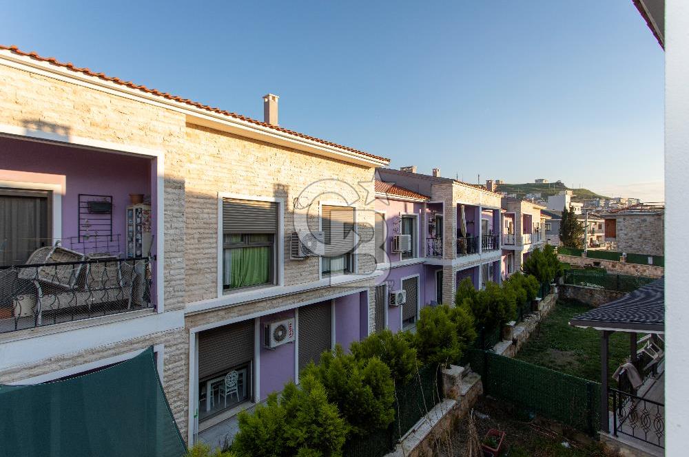 Foça Hacıveli Mah. Satılık 2+1 Kapalı Mutfak Daire