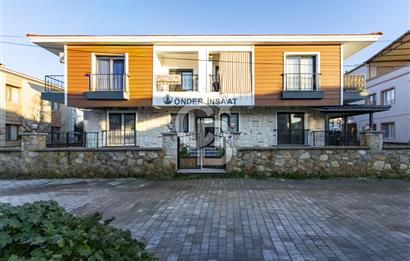 Foça Hacıveli Mah. Satılık 2+1 Kapalı Mutfak Daire