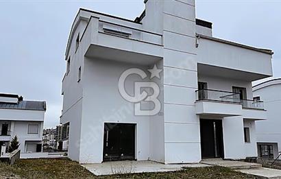 BEYTEPE VE ALACAATLI BEYLER CADDESİNDE TİCARİ KİRALIK 8+3 VİLLA