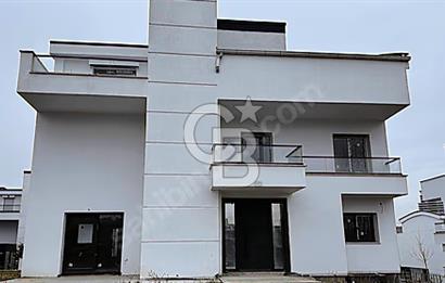 BEYTEPE VE ALACAATLI BEYLER CADDESİNDE TİCARİ KİRALIK 8+3 VİLLA