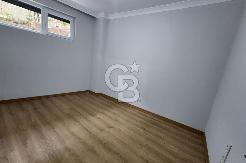 Acıbadem 'de Sıfır Binada  2+1 Ters Dubleks Kiralık Daire