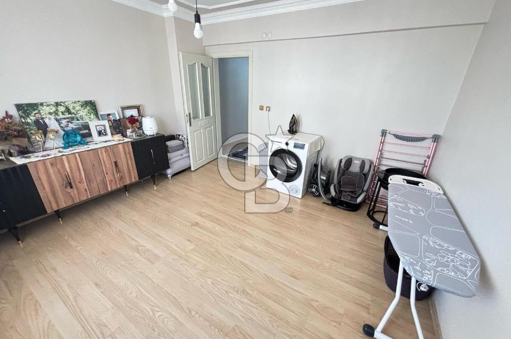 Derince Fatih Sultan'da Site İçi Asansörlü Cok Geniş 3+1 Ara kat