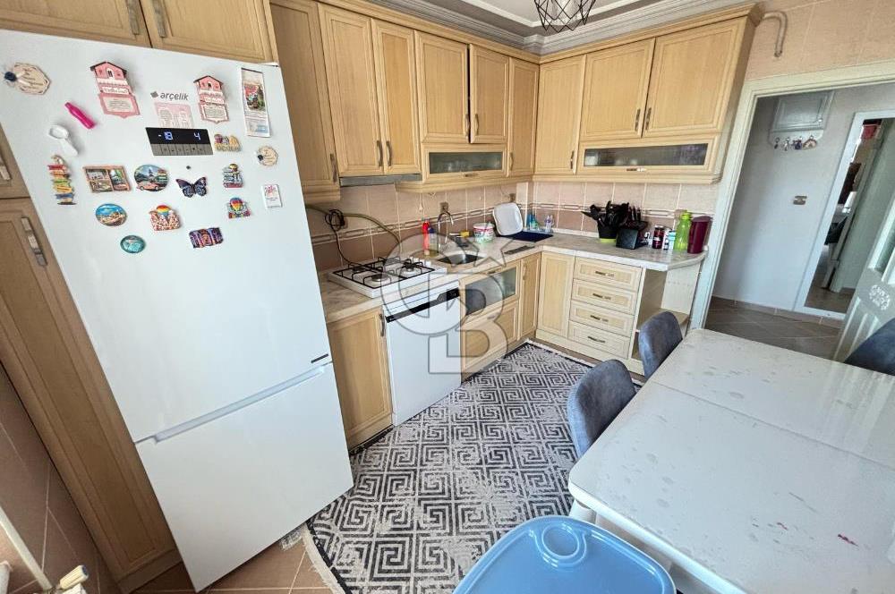 Derince Fatih Sultan'da Site İçi Asansörlü Cok Geniş 3+1 Ara kat