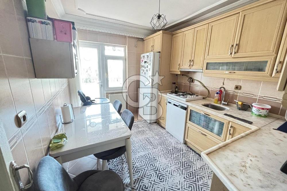 Derince Fatih Sultan'da Site İçi Asansörlü Cok Geniş 3+1 Ara kat