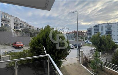 Kuşadası Ege Mahallesi 3+1 Havuzlu Site İçi Kat Mülkiyetli Satılık Daire