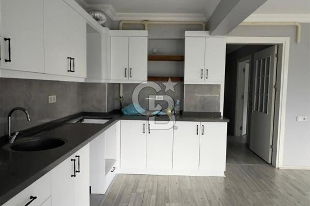 Kuşadası Ege Mahallesi 3+1 Havuzlu Site İçi Kat Mülkiyetli Satılık Daire