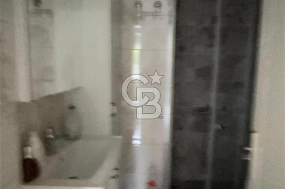 Kuşadası Ege Mahallesi 3+1 Havuzlu Site İçi Kat Mülkiyetli Satılık Daire