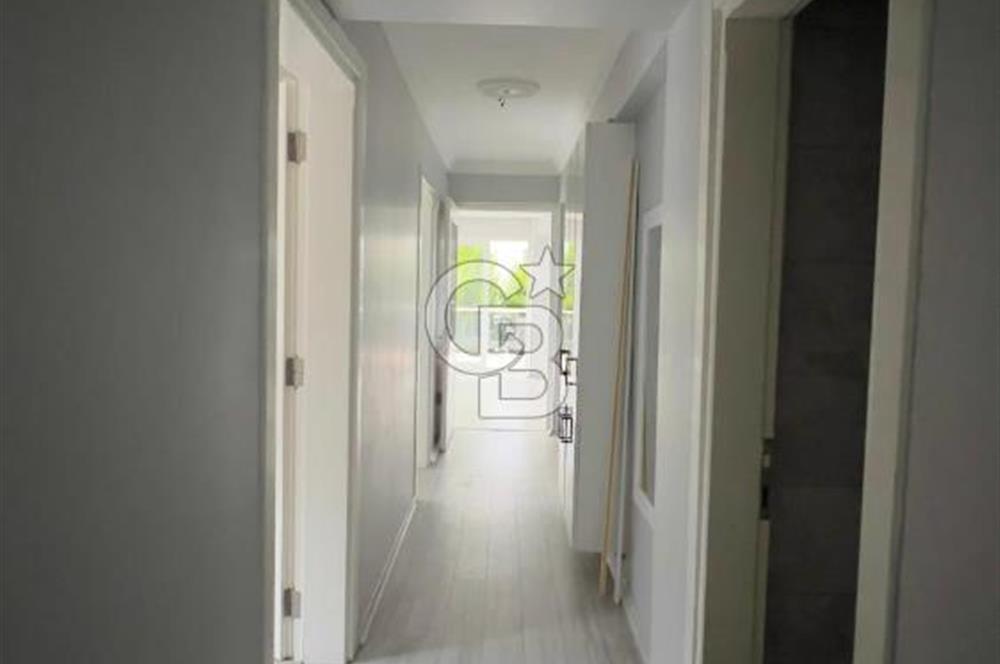 Kuşadası Ege Mahallesi 3+1 Havuzlu Site İçi Kat Mülkiyetli Satılık Daire