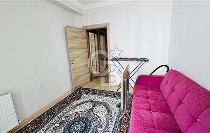 Yenifoça'da Havuzlu Site İçerisinde Kiralık 2+1 Eşyalı Daire