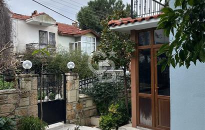 Foça İsmetpaşa Mah. Eşyalı Kiralık 1+1 Bahçe Katı Daire